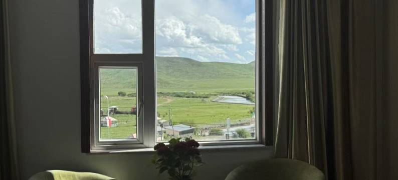 若尔盖西御大酒店(汽车客运中心店)图片