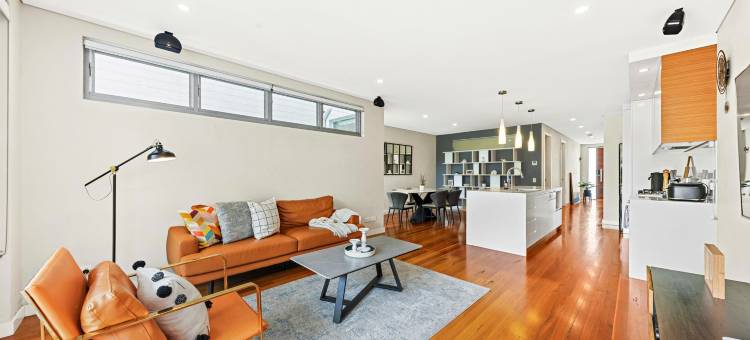 悉尼朗宸轻奢度假别墅(近海滩|近机场|带泳池)(Convenient 4BR with Private Pool close to Airport)图片