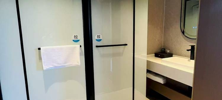 吉隆全晋酒店图片