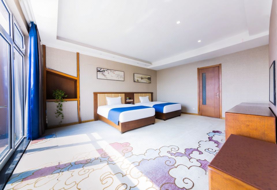 Taihao Hotel Hotel Overview