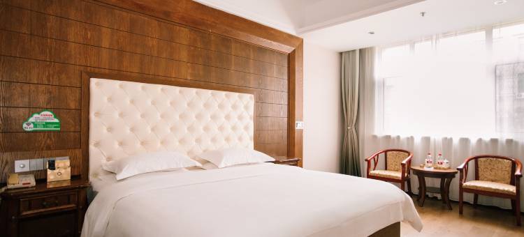 定边索菲利亚大酒店(定边火车站时代广场店)图片