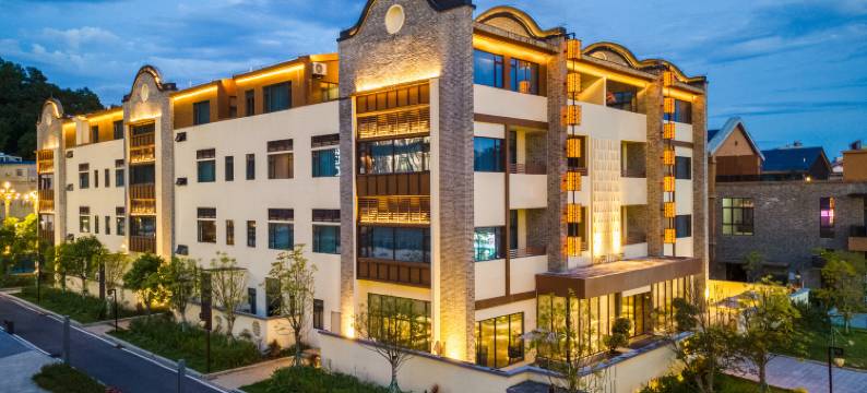 窦州院酒店(茂名信宜窦州里文创街店)图片