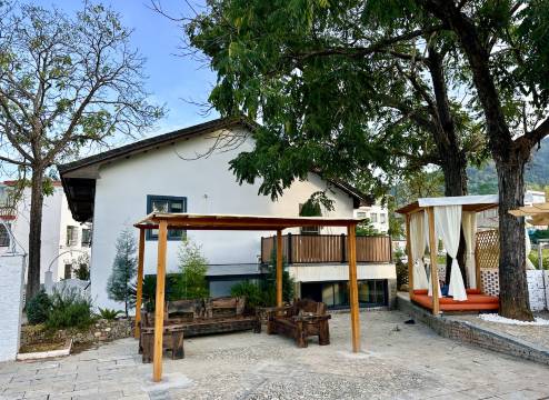 屋檐下的光阴民宿