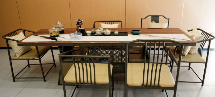 云鹤国际酒店(惠州三栋高铁南站店)图片