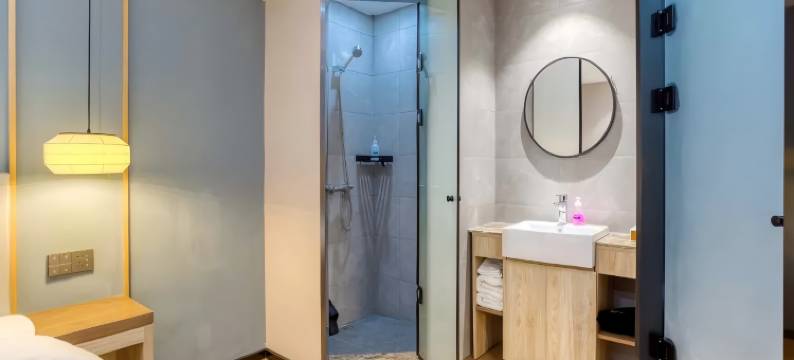 睿柏·云酒店(盘锦火车站红旗大街店)图片