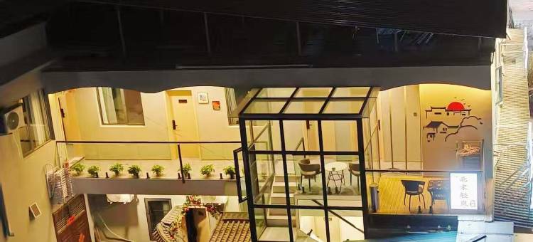 开封轻岚·影音休闲美宿(万岁山武侠城店)图片