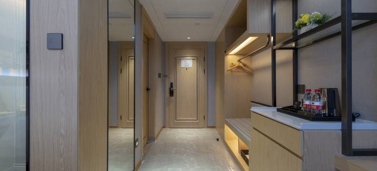 维也纳国际酒店(桂平西山景区北江湾店)图片