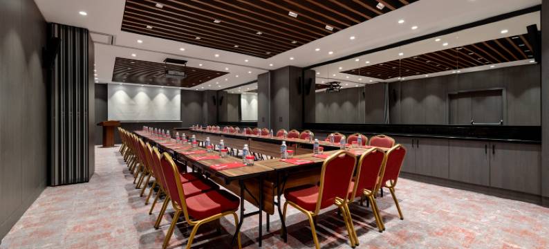 温德姆华美达阿尔纳武特科伊(Ramada by Wyndham Arnavutkoy)图片