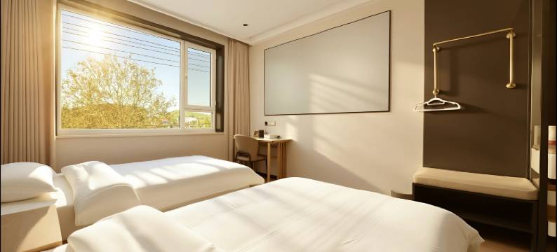 蔚寰云境智能酒店(安国药城店)图片