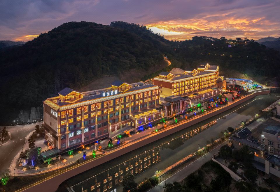 Hotel Overview