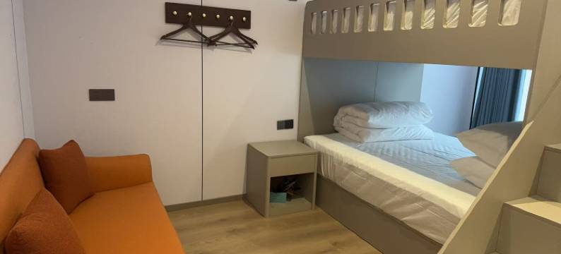 石棉柏雅智能酒店图片