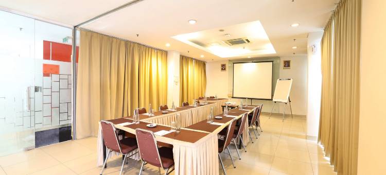 爱玛黎丝勿加泗巴拉特酒店(Amaris Hotel Bekasi Barat)图片