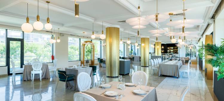 克鲁斯酒店(Cruise Hotel)图片