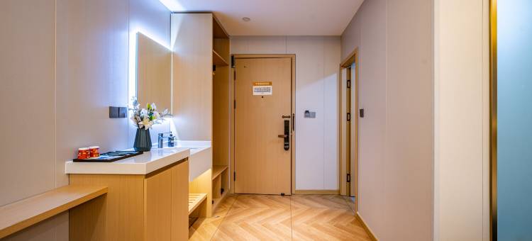 如云酒店(乌鲁木齐市交通职业大学店)图片
