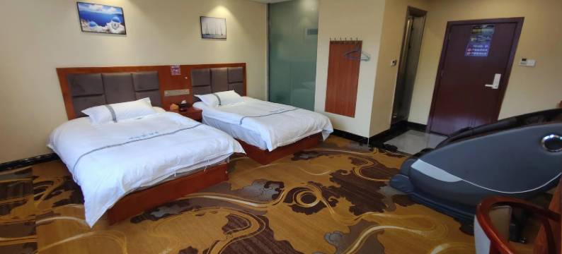 镇雄鸿达酒店(赤水源镇)图片