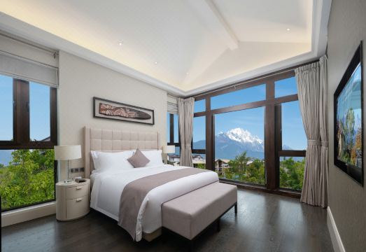 Wyndham Grand Plaza Royale Jinlin LijiangHotel Overview