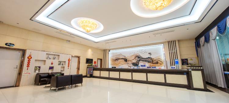 遂溪源河酒店(全丰中央广场店)图片