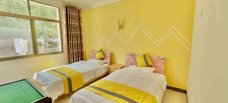 四而楼山庄图片