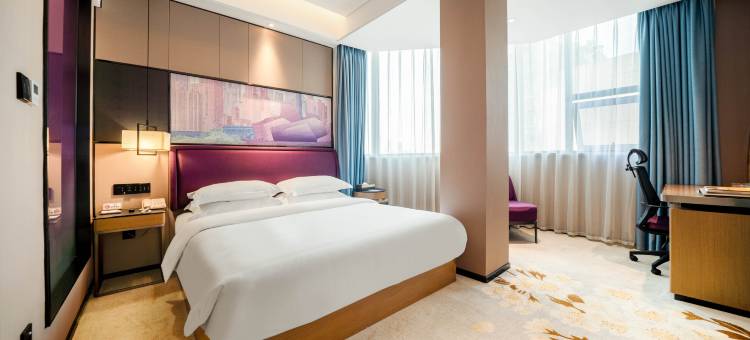 格林东方酒店(重庆解放碑七星岗地铁站店)图片