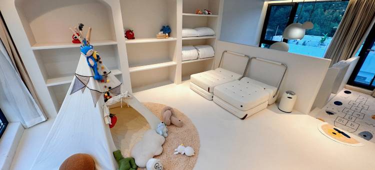 慕隐宿集·私汤泳池·Designer轻奢度假美宿(古北口水镇景区店)图片
