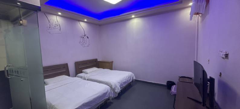 海伦天禧电竞宾馆图片