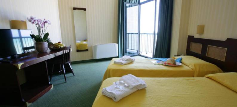 地中海艾斯俱乐部酒店(Hotel Mediterraneo)图片