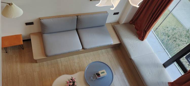 绿茵海景高空LOFT公寓(龙光世纪商务中心店)图片