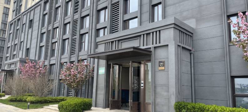 百岁鱼海景loft民宿(养马岛度假区店)图片