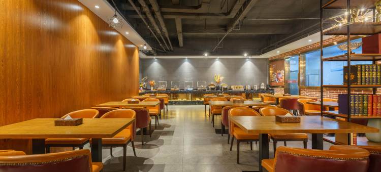 华宇大酒店(伊州区皇后天街店)图片