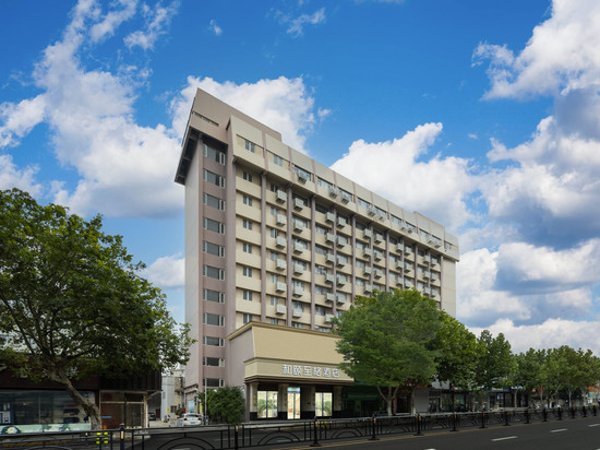和颐至格酒店(南通濠河风景区和平桥地铁站店)
