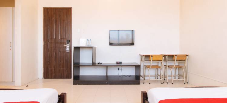 红多兹Plus酒店@巴纳韦罗德里古兹角东(RedDoorz Plus @ E Rodriguez Corner Banawe)图片