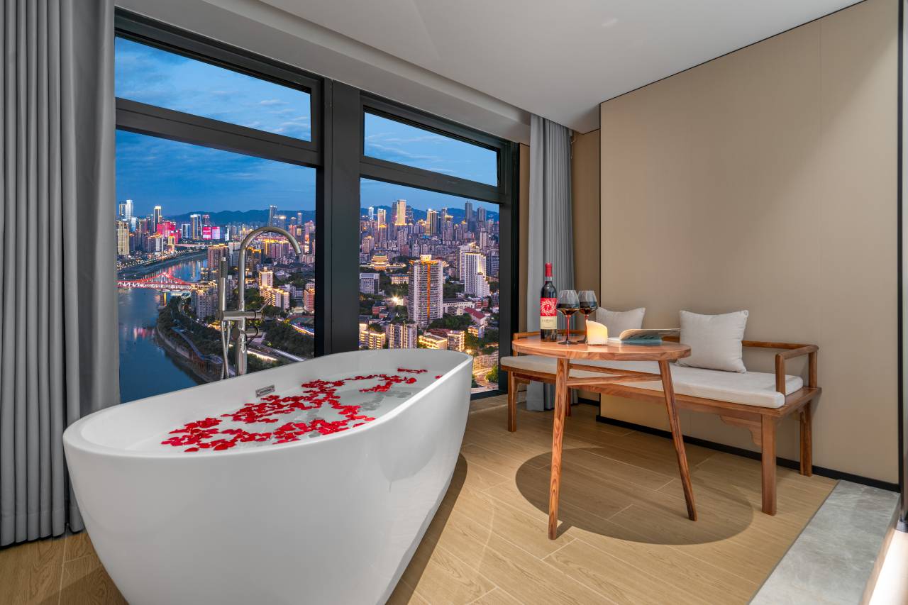 陌上雅居高空江景酒店(重庆观音桥北滨一路店)图片