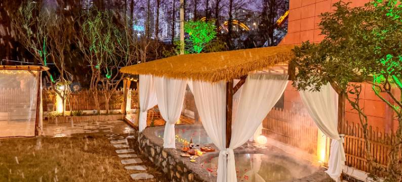 静澜枫居｜既山野·花园汤池度假庭院(毕节七星关区德溪公园店)图片