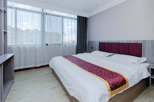 金寨蓝晶商务酒店