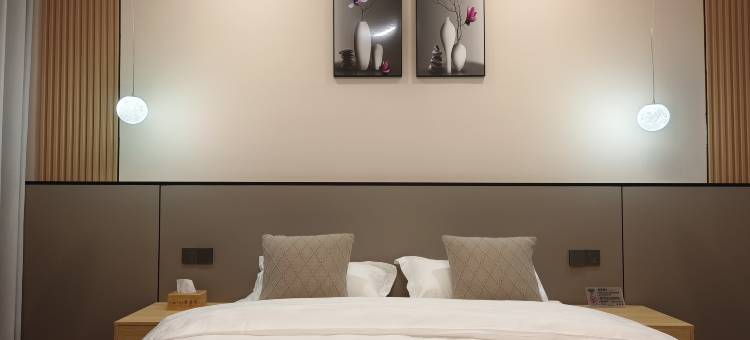 山前月下民宿图片