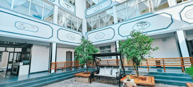 大理摘月酒店(大理高铁站洱海公园店)图片