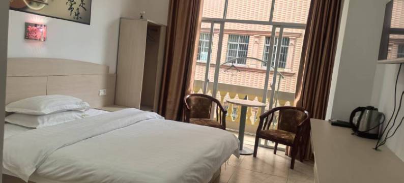 东兴天利商务宾馆图片