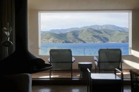 泸沽湖秋山酒店图片