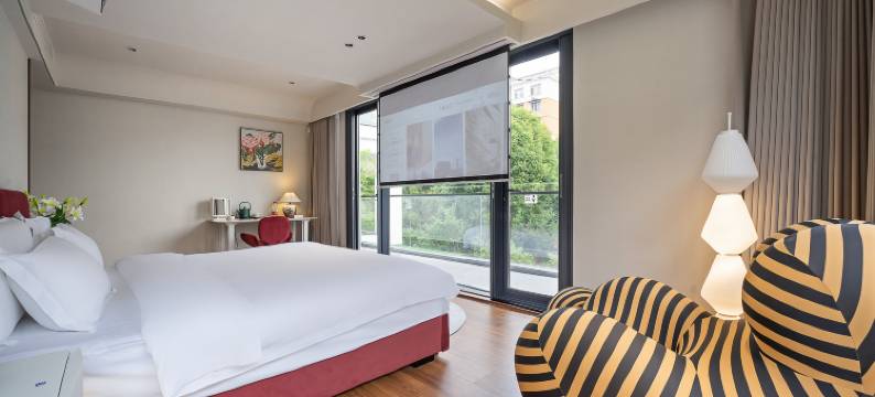 花筑·东碧隐桂·设计师美宿(景德镇广场北路陶溪川北路店)图片