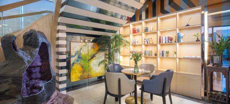 福建永延富临酒店(福州宜家上洋地铁站店)图片
