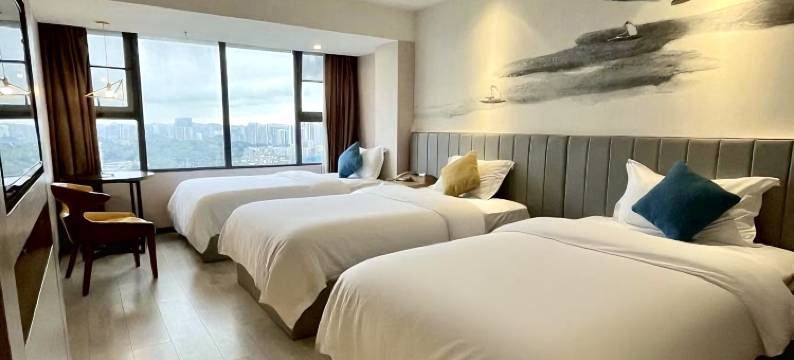 峰宿·山景轻居酒店(贵阳观山湖区高铁北站店)图片