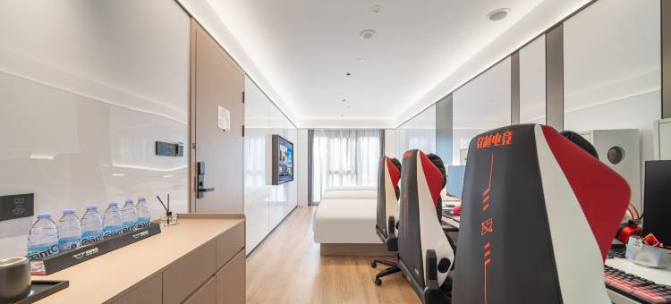 穿越电竞酒店(龙湾万达广场店)图片