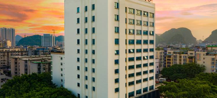 屏山书香世家酒店(柳州马鞍山公园店)图片