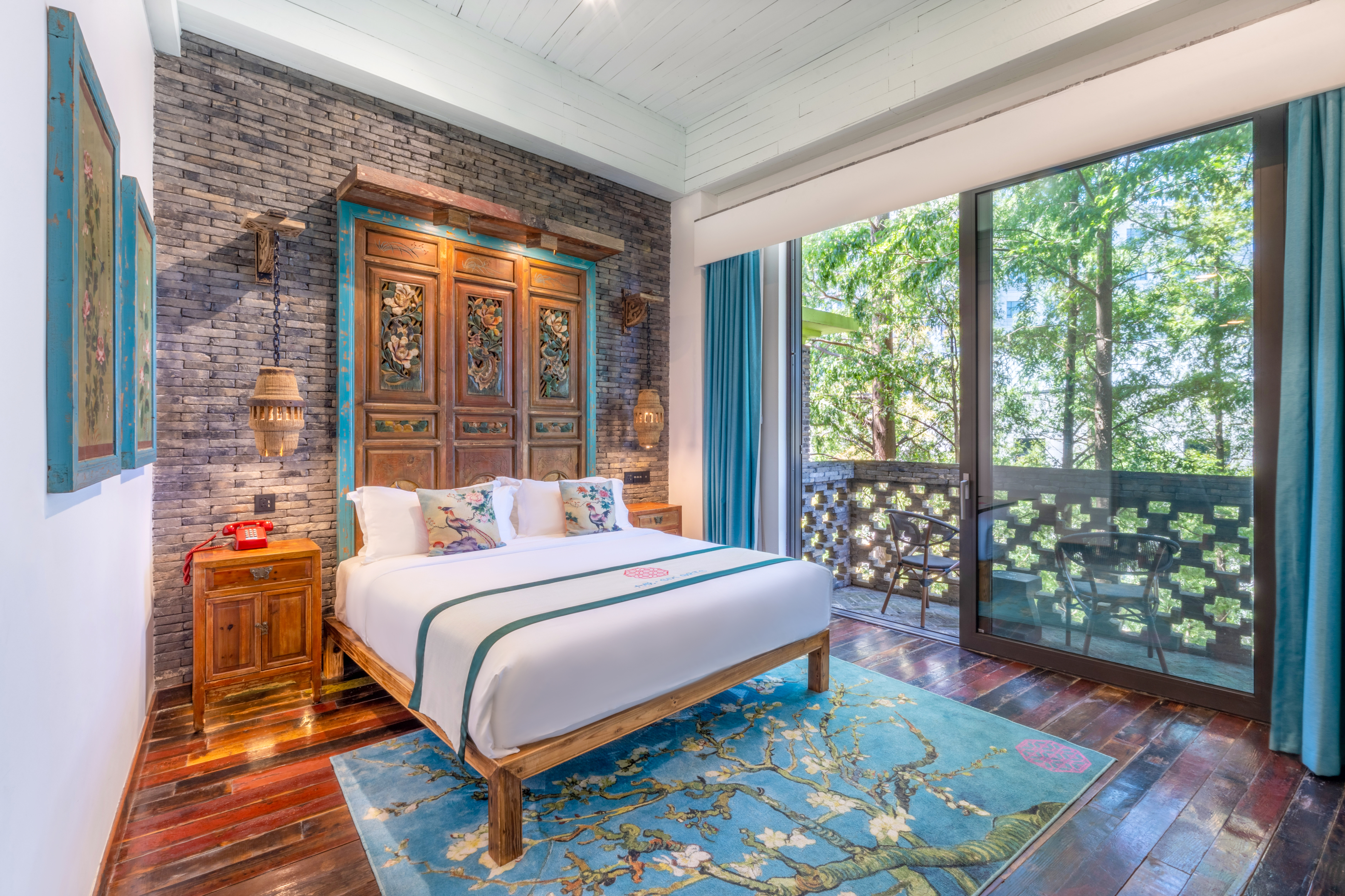 Six Arts Museum HotelOver view