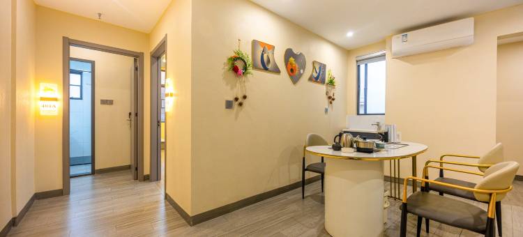 城市故事酒店(罗定市实验中学店)图片