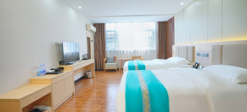 钰龙智选酒店(贺州缤纷环球城店)图片