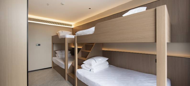 竞界云居电竞酒店(鄂州南浦路店)图片