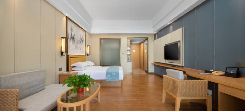 格美酒店(海东方沙滩公园店)图片