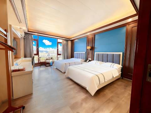 瞬亿精品商务连锁酒店(临沧云县第一中学三江半岛店)