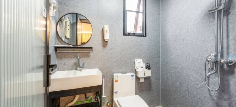 畅享·民宿(开封国家森林公园万岁山武侠城店)图片